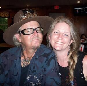 Meet your Posher, Devone